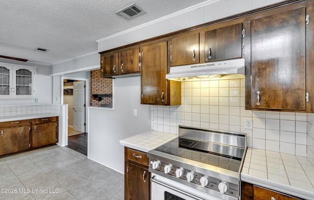 283 Patton Drive, Pearl, MS 39208