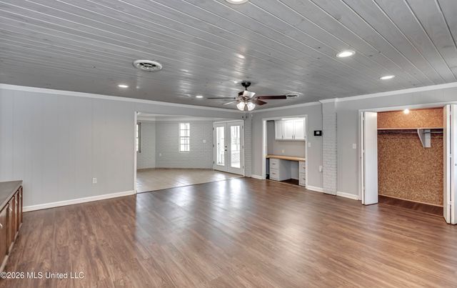 283 Patton Drive, Pearl, MS 39208