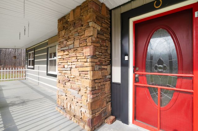 4015 Keith Springs Mountain Rd, Belvidere, TN 37306