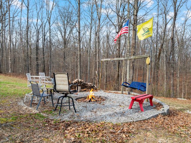 4015 Keith Springs Mountain Rd, Belvidere, TN 37306