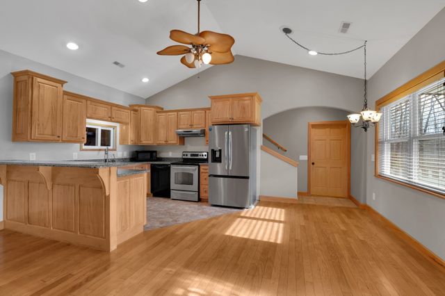 4015 Keith Springs Mountain Rd, Belvidere, TN 37306