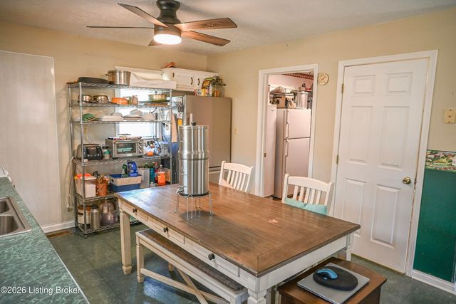 850 Leonard Hall Rd, New Haven, KY 40051