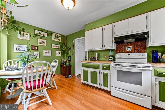 4001 VERNON RD, Drexel Hill, PA 19026