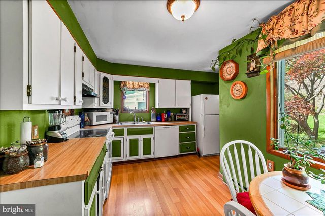 4001 VERNON RD, Drexel Hill, PA 19026