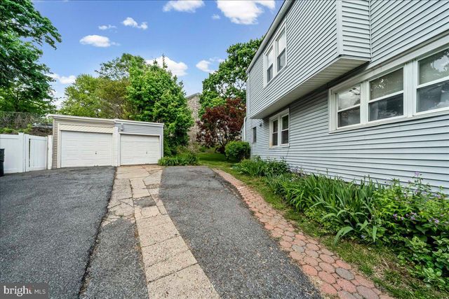 4001 VERNON RD, Drexel Hill, PA 19026