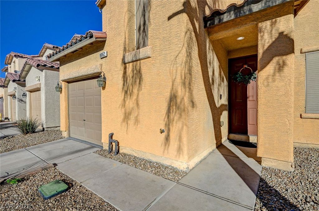 8062 Imperial Treasure Street, Las Vegas, NV 89139 — photo 4