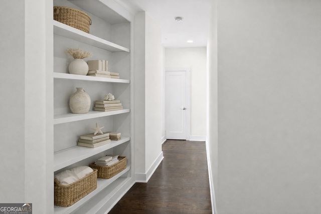 222 DAWSON Drive, Woodstock, GA 30188