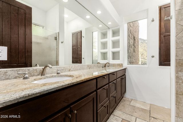 2208 N SAGEBRUSH Lane, Carefree, AZ 85377