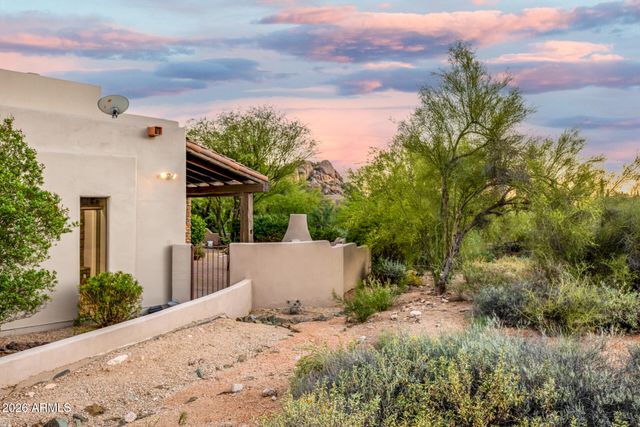 2208 N SAGEBRUSH Lane, Carefree, AZ 85377