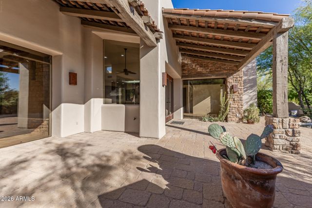 2208 N SAGEBRUSH Lane, Carefree, AZ 85377