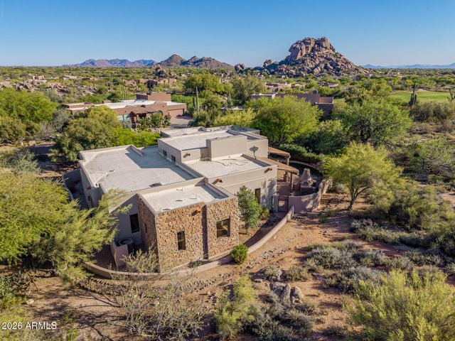 2208 N SAGEBRUSH Lane, Carefree, AZ 85377