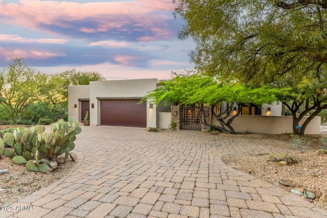 2208 N SAGEBRUSH Lane, Carefree, AZ 85377