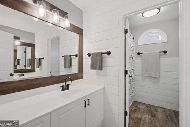 1021 Fairecroft Court, Suwanee, GA 30024