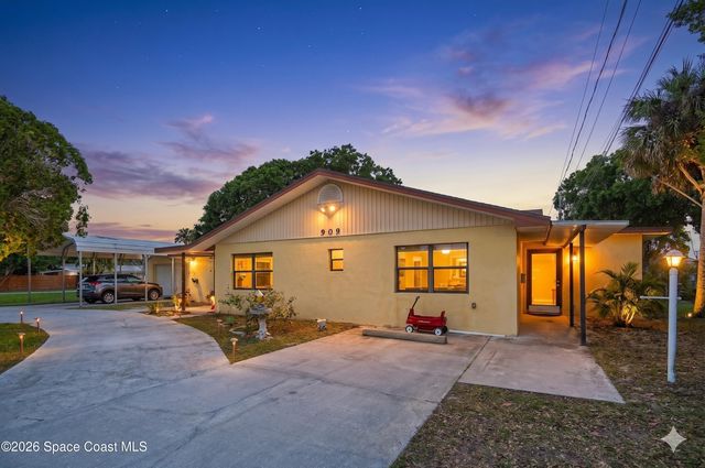 909 Kanawha Street, Melbourne, FL 32901