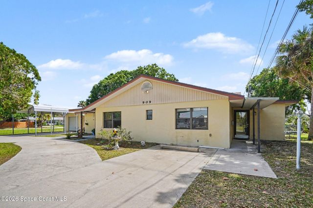 909 Kanawha Street, Melbourne, FL 32901