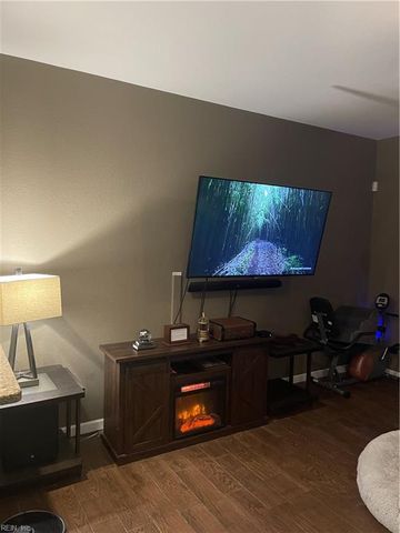 1832 Elizabeth AVE, Chesapeake, VA 23324