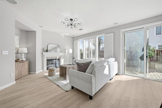 2088 Mckenzie Place, San Jose, CA 95131