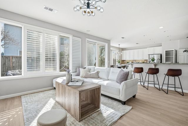 2088 Mckenzie Place, San Jose, CA 95131