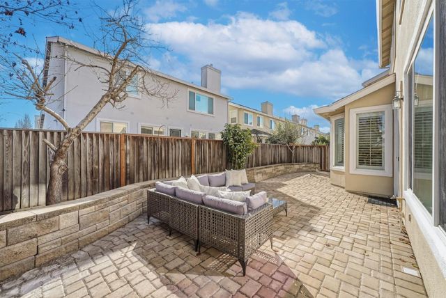 2088 Mckenzie Place, San Jose, CA 95131