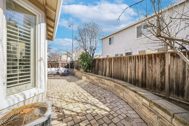 2088 Mckenzie Place, San Jose, CA 95131