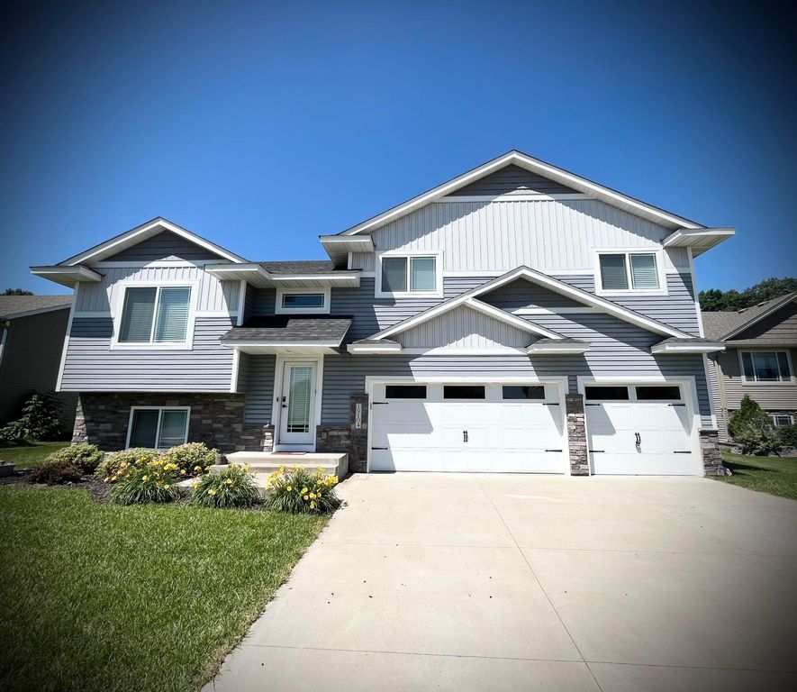 19104 Johnson Street NW, Elk River, MN 55330