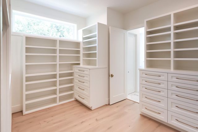 4047 Mischire Drive, Houston, TX 77025