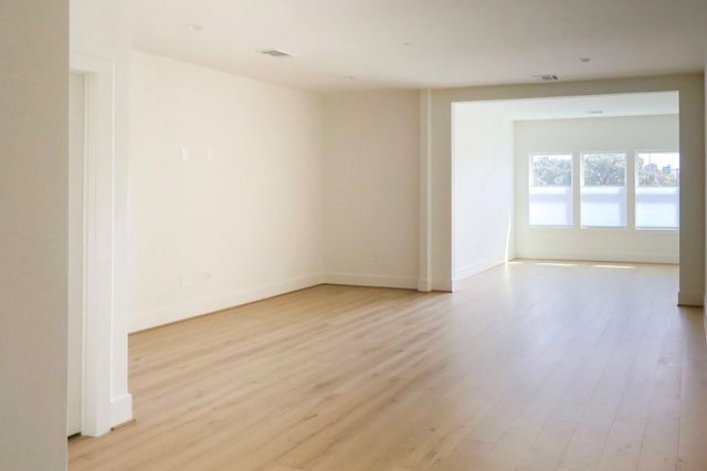 4047 Mischire Drive, Houston, TX 77025