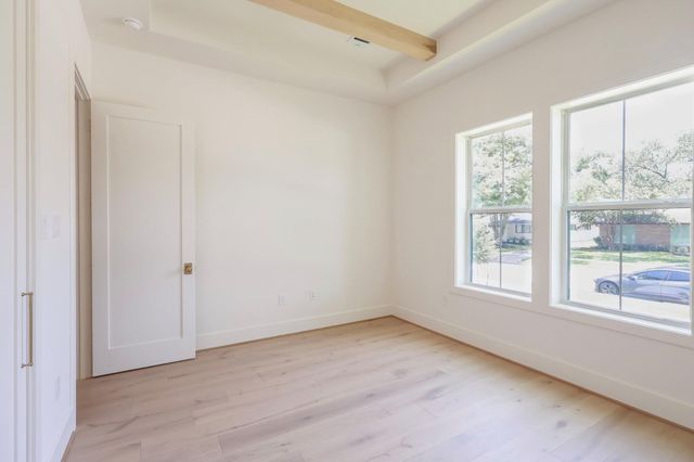 4047 Mischire Drive, Houston, TX 77025