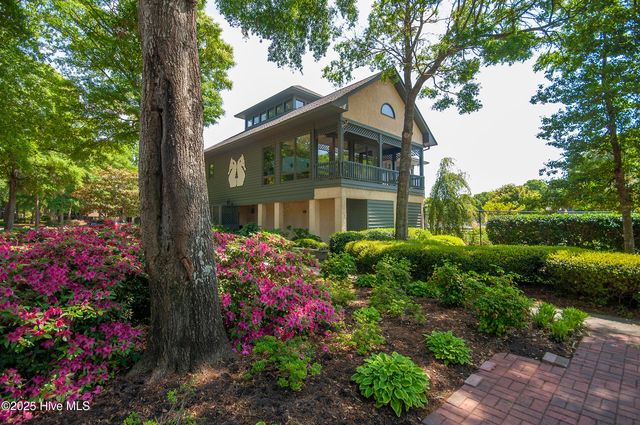 272 Crooked Gulley Circle, Sunset Beach, NC 28468
