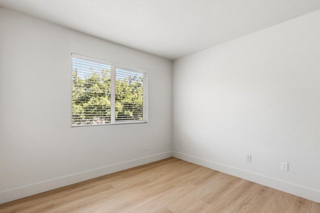 391 Coventry Cir, Folsom, CA 95630