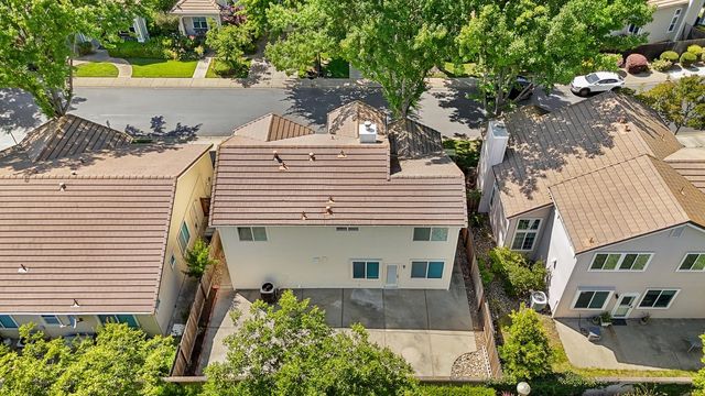 391 Coventry Cir, Folsom, CA 95630