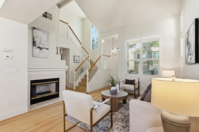 391 Coventry Cir, Folsom, CA 95630