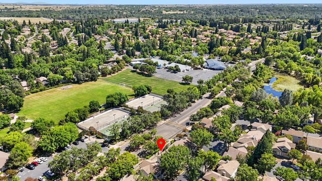 391 Coventry Cir, Folsom, CA 95630