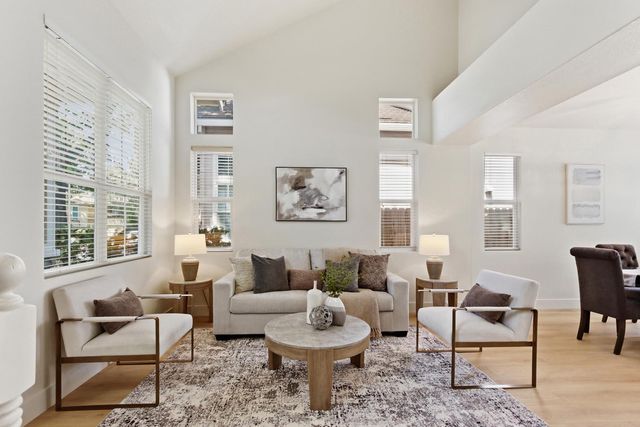 391 Coventry Cir, Folsom, CA 95630