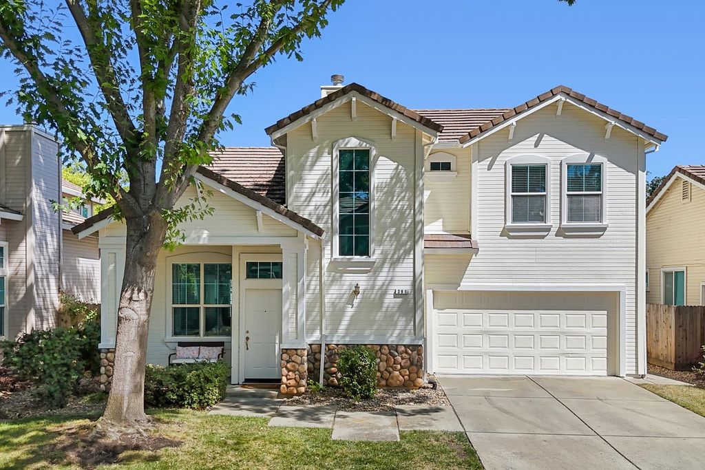 391 Coventry Cir, Folsom, CA 95630