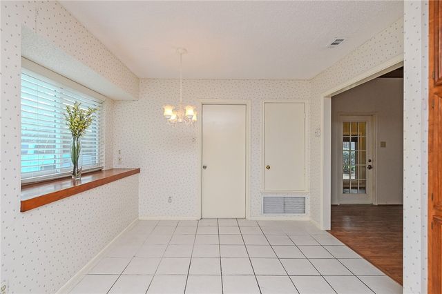 6602 Bent Trail Dr, Corpus Christi, TX 78413