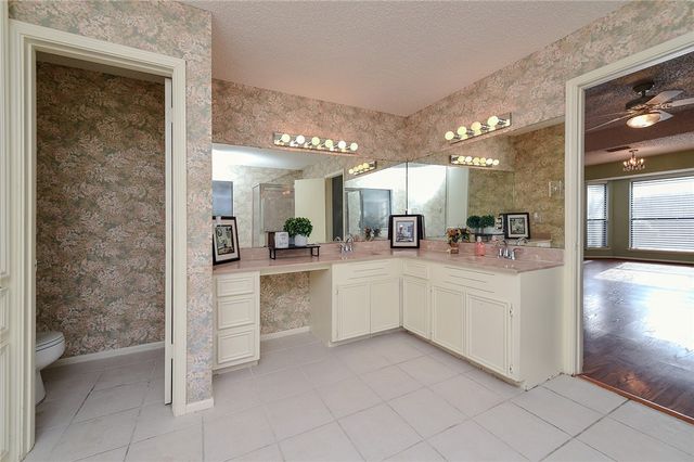 6602 Bent Trail Dr, Corpus Christi, TX 78413