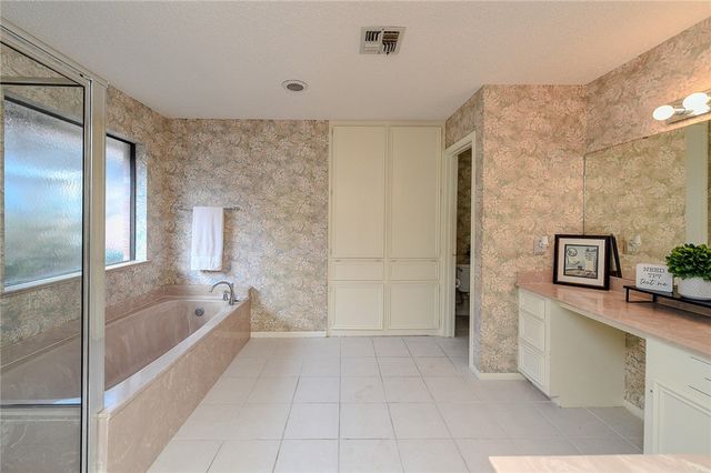 6602 Bent Trail Dr, Corpus Christi, TX 78413