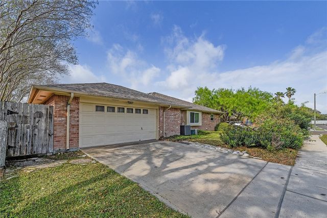 6602 Bent Trail Dr, Corpus Christi, TX 78413