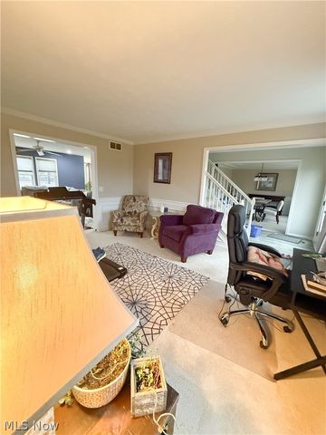 17058 Chamberlain Road, Grafton, OH 44044