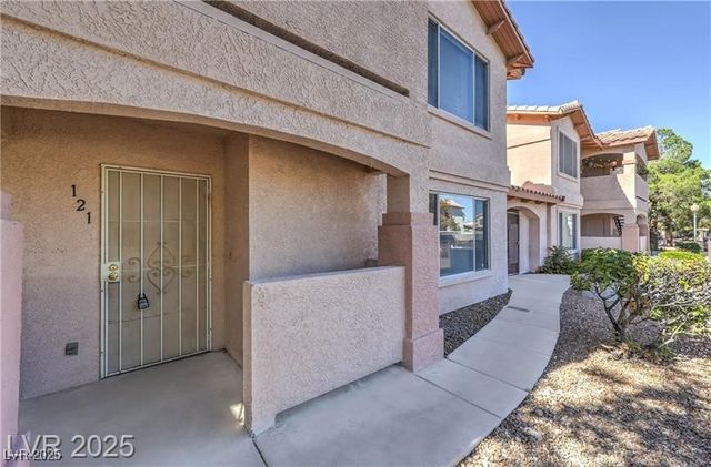 8450 Alta Drive 121, Las Vegas, NV 89145