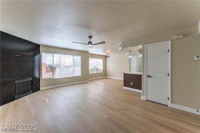 8450 Alta Drive 121, Las Vegas, NV 89145