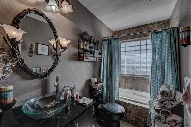 227 E NOWLIN, Rapid City, SD 57702