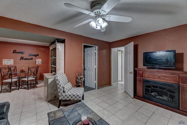 227 E NOWLIN, Rapid City, SD 57702