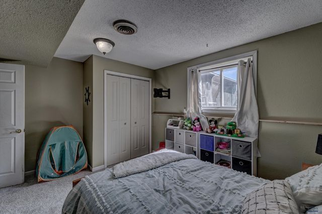 227 E NOWLIN, Rapid City, SD 57702