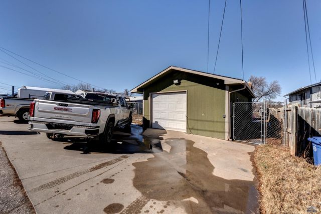 227 E NOWLIN, Rapid City, SD 57702