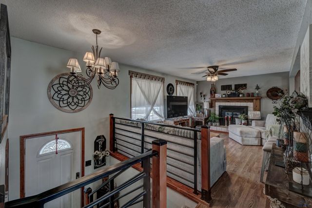 227 E NOWLIN, Rapid City, SD 57702