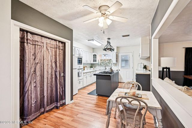 2232 W HIDDEN WATERS Drive, Green Cove Springs, FL 32043