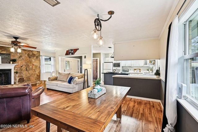 2232 W HIDDEN WATERS Drive, Green Cove Springs, FL 32043