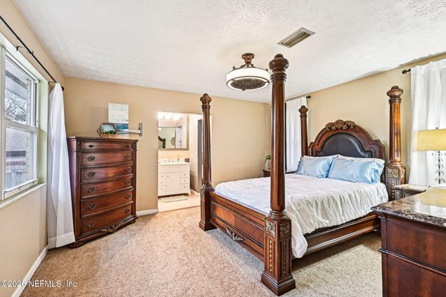 2232 W HIDDEN WATERS Drive, Green Cove Springs, FL 32043